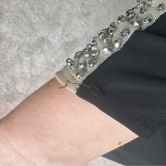 XSCAPE Beaded Colorblock Gown - Picture 14 of 15